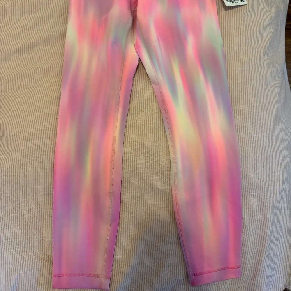 Psychedelic wash multi wunder train tights lululemon size 8 NWT! - Picture 2 of 5